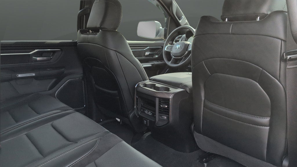 2025 RAM 1500 Laramie Crew Cab 4x4 5'7" Box