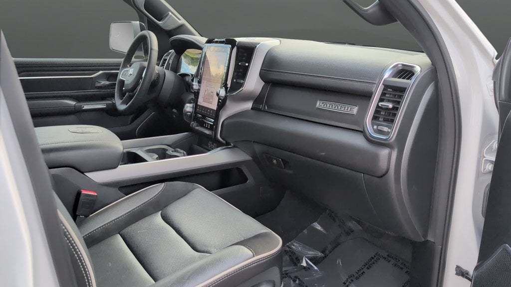 2025 RAM 1500 Laramie Crew Cab 4x4 5'7" Box