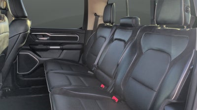 2020 RAM 1500 Laramie Crew Cab 4x4 5'7" Box