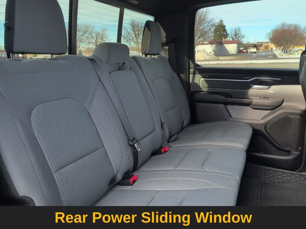 2023 RAM 1500 Big Horn Crew Cab 4x4 6'4" Box