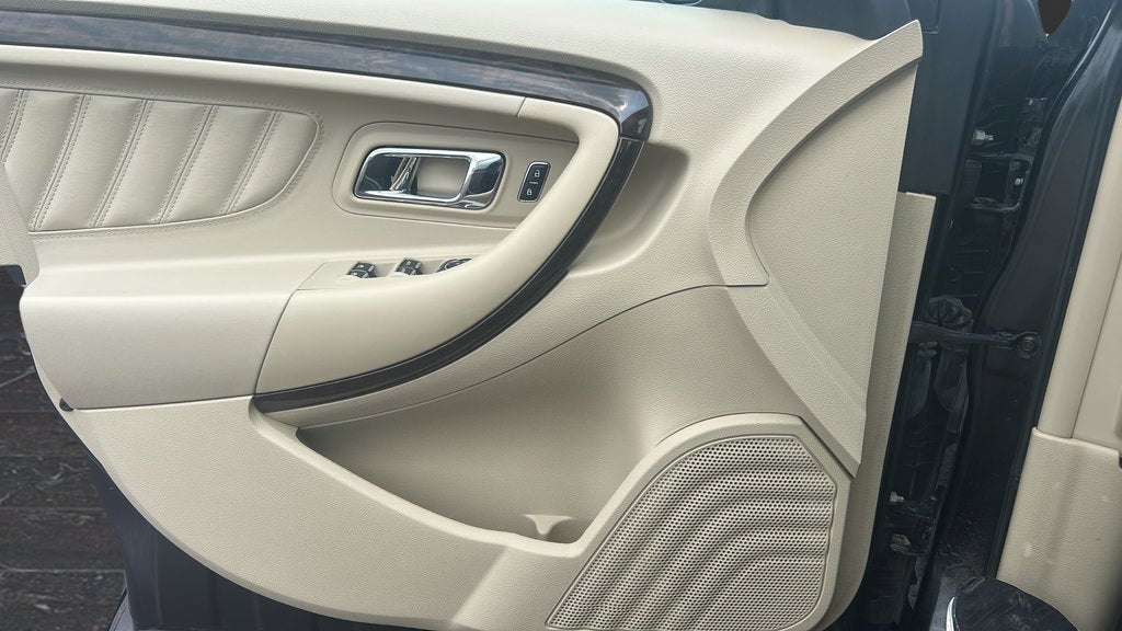2015 Ford Taurus Limited