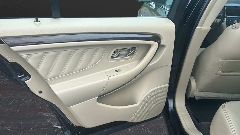 2015 Ford Taurus Limited