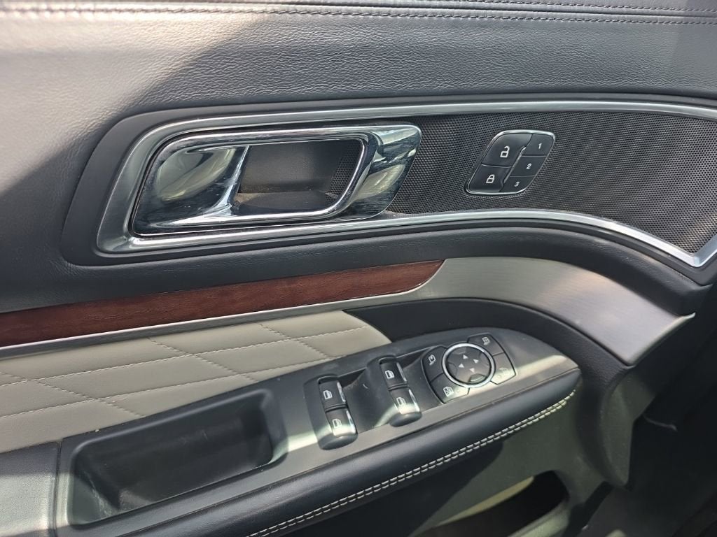2018 Ford Explorer Platinum