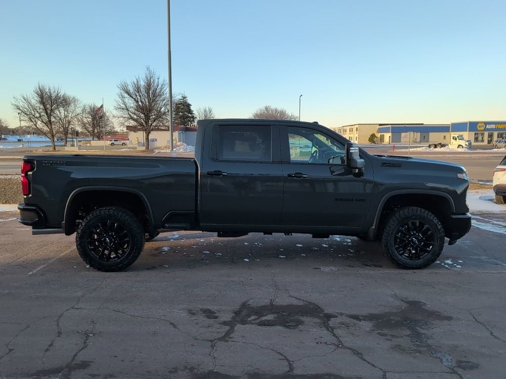 2026 Chevrolet Silverado 3500 HD LT