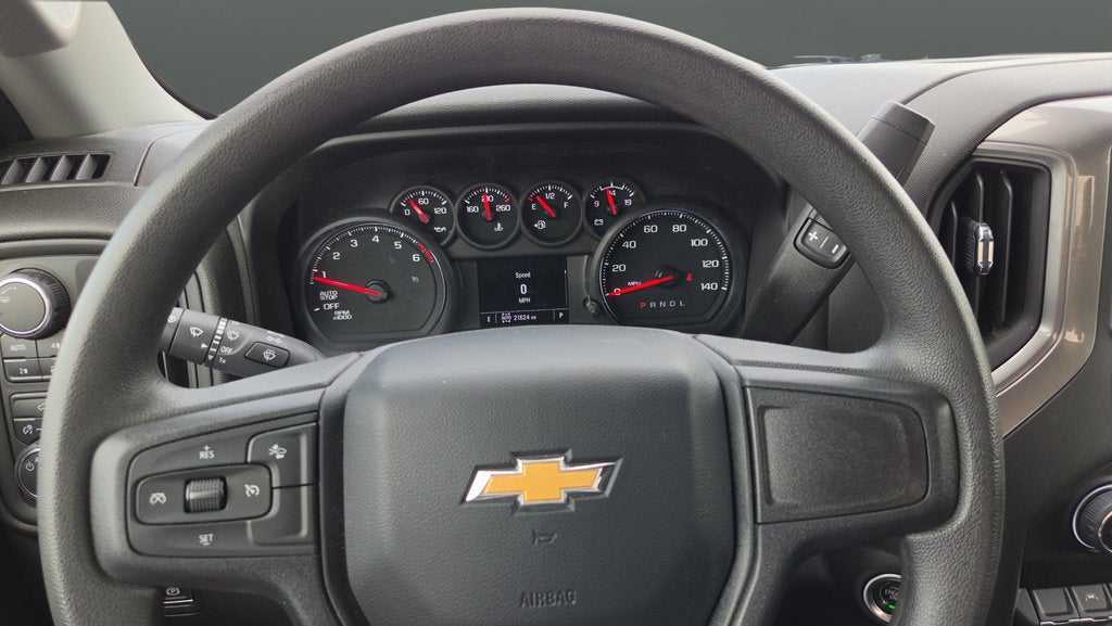 2024 Chevrolet Silverado 1500 Custom