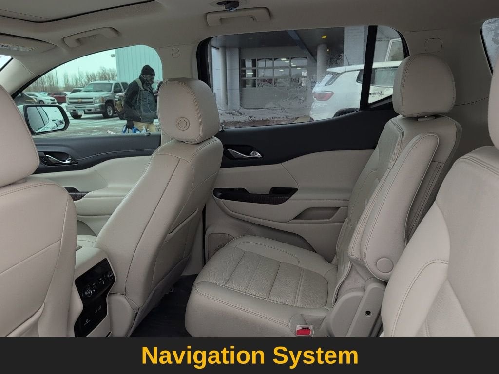 2023 GMC Acadia Denali