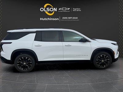 2025 Chevrolet Traverse LT