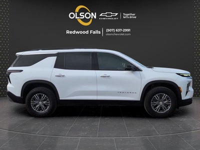 2025 Chevrolet Traverse LT