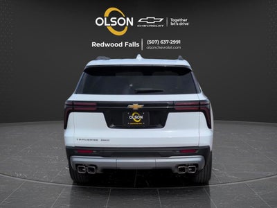 2025 Chevrolet Traverse LT