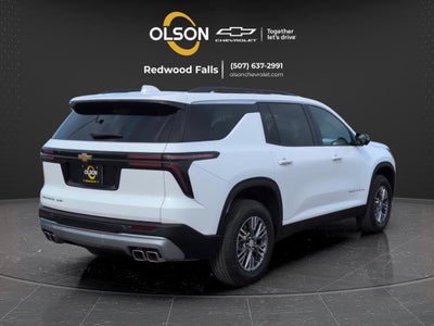 2025 Chevrolet Traverse LT