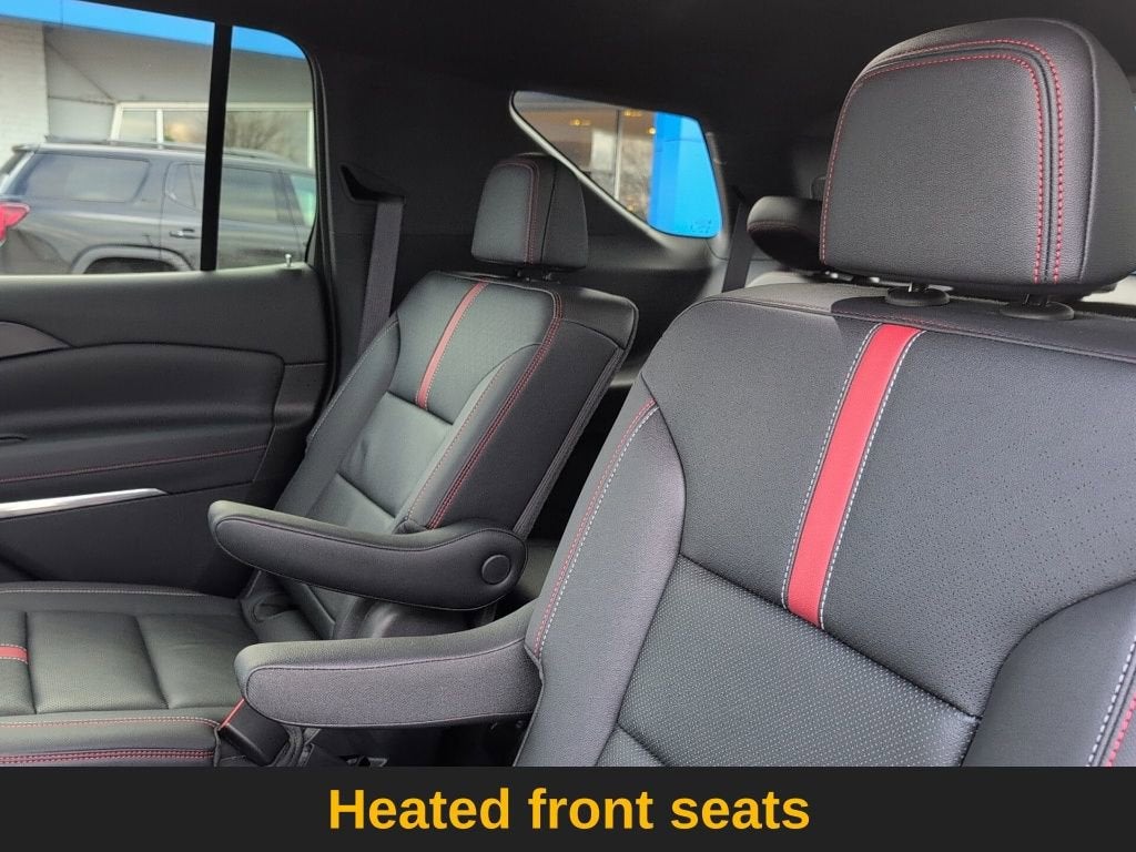 2025 Chevrolet Traverse RS