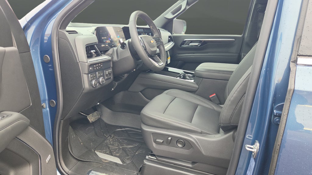 2027 Chevrolet Suburban LT