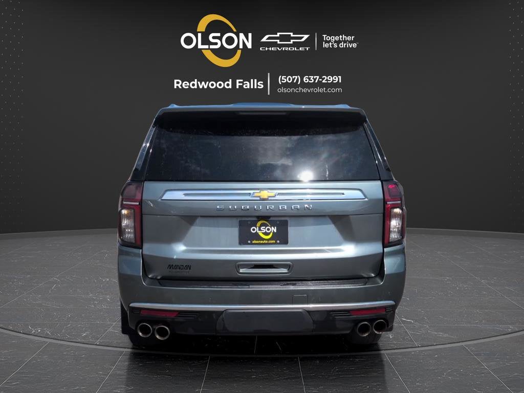 2023 Chevrolet Suburban High Country