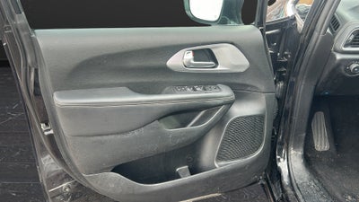 2024 Chrysler Pacifica Touring