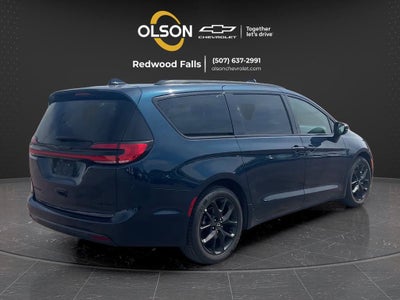 2025 Chrysler Pacifica Limited
