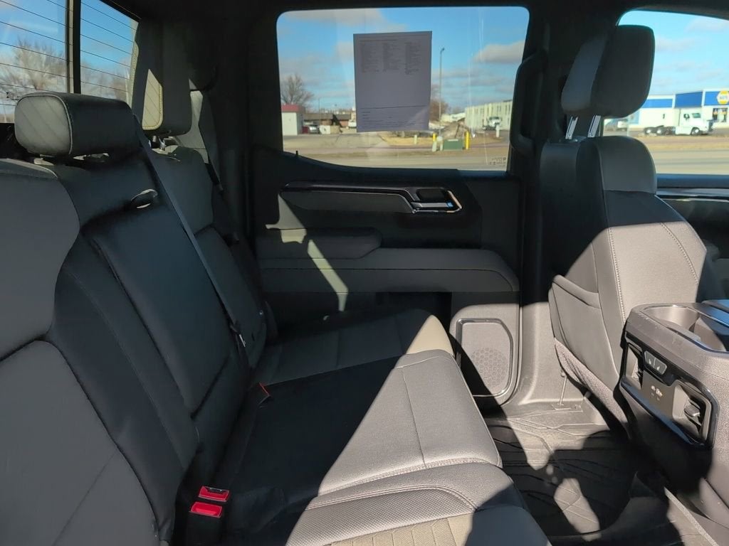 2025 Chevrolet Silverado 1500 ZR2