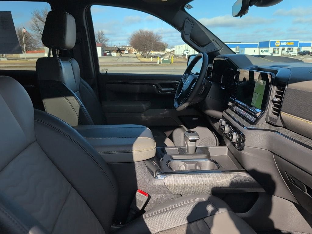 2025 Chevrolet Silverado 1500 ZR2