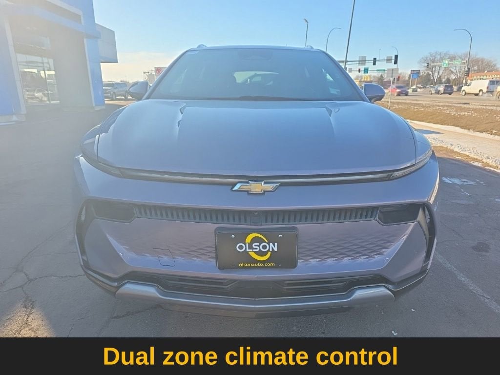 2025 Chevrolet Equinox EV LT