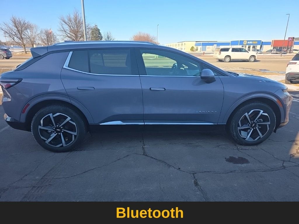 2025 Chevrolet Equinox EV LT