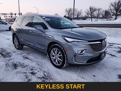 2023 Buick Enclave Essence