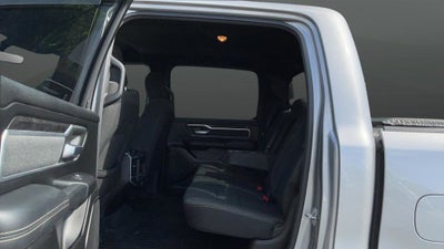 2020 RAM 1500 Big Horn Crew Cab 4x4 5'7" Box
