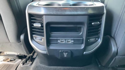2020 RAM 1500 Big Horn Crew Cab 4x4 5'7" Box