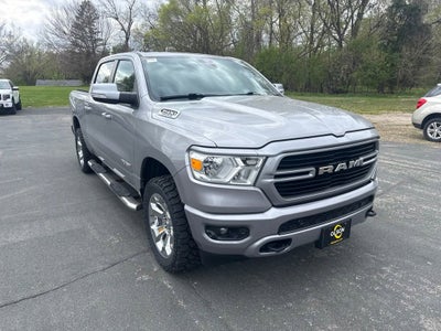 2020 RAM 1500 Big Horn Crew Cab 4x4 5'7" Box