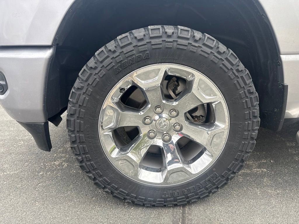 2020 RAM 1500 Big Horn Crew Cab 4x4 5'7" Box