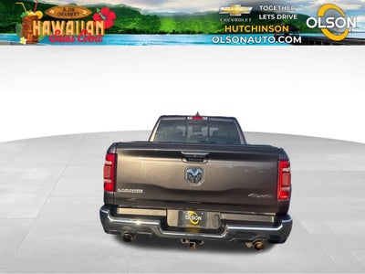 2019 RAM 1500 Laramie Crew Cab 4x4 6'4" Box