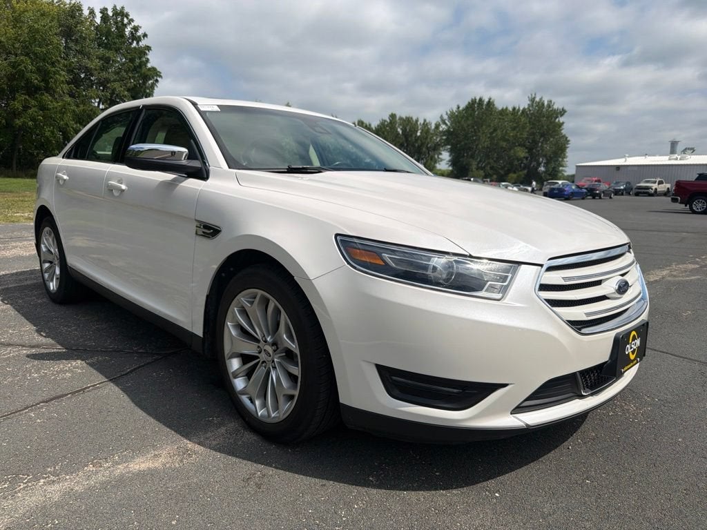 2019 Ford Taurus Limited