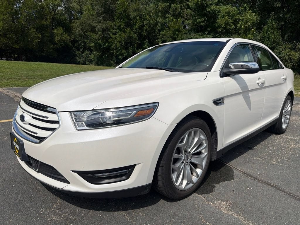 2019 Ford Taurus Limited