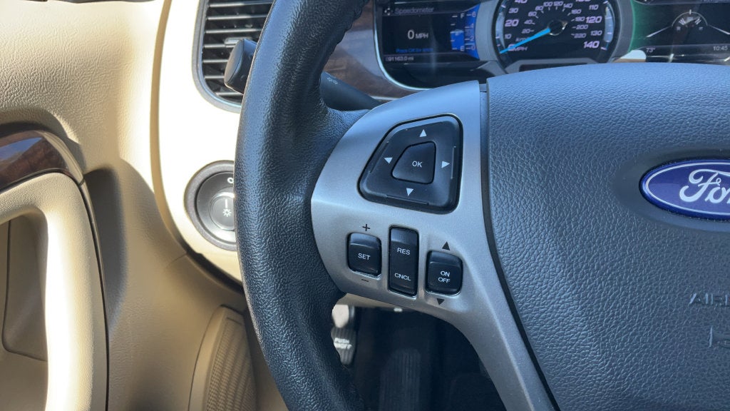2019 Ford Taurus Limited