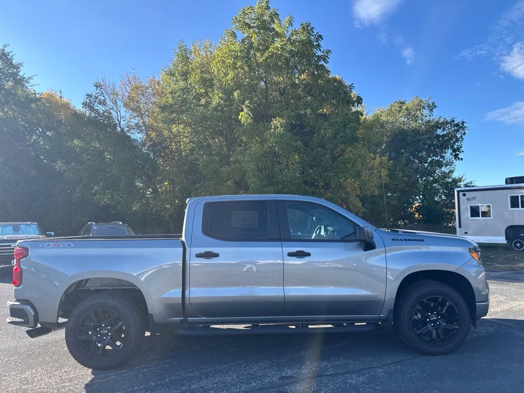 2026 Chevrolet Silverado 1500 Custom - Photo 6