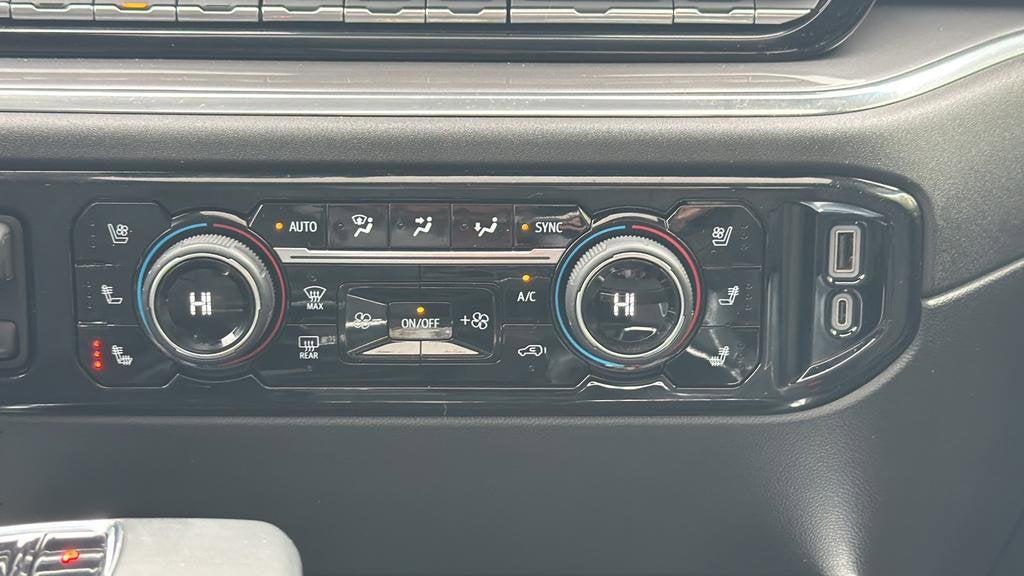 2023 Chevrolet Silverado 1500 High Country