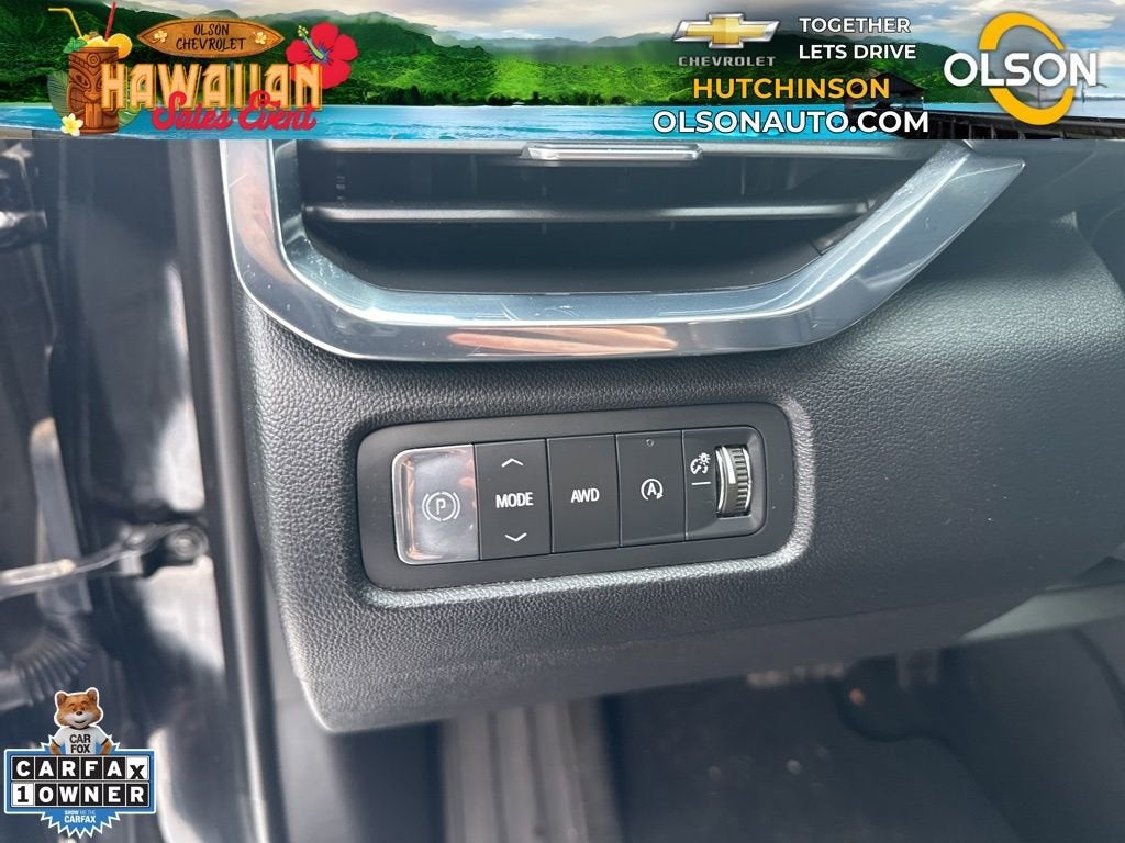 2025 GMC Acadia Elevation