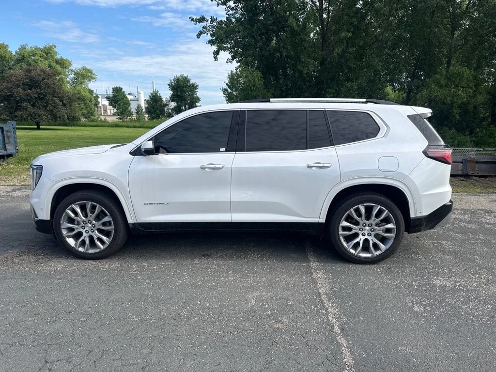 2025 GMC Acadia Denali