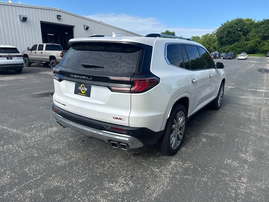 2025 GMC Acadia Denali
