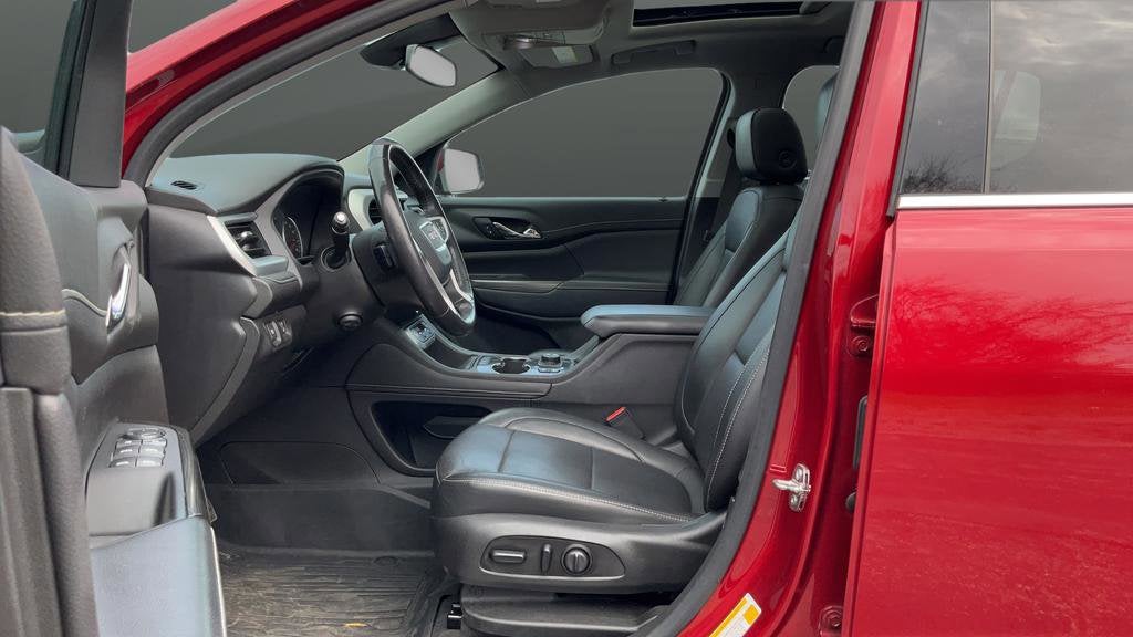 2021 GMC Acadia SLT