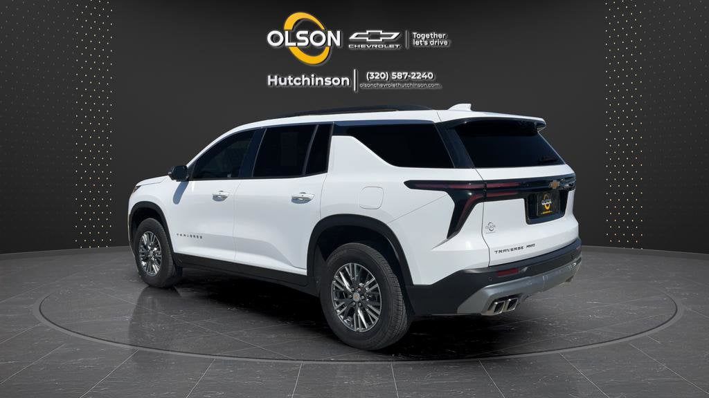2025 Chevrolet Traverse LT