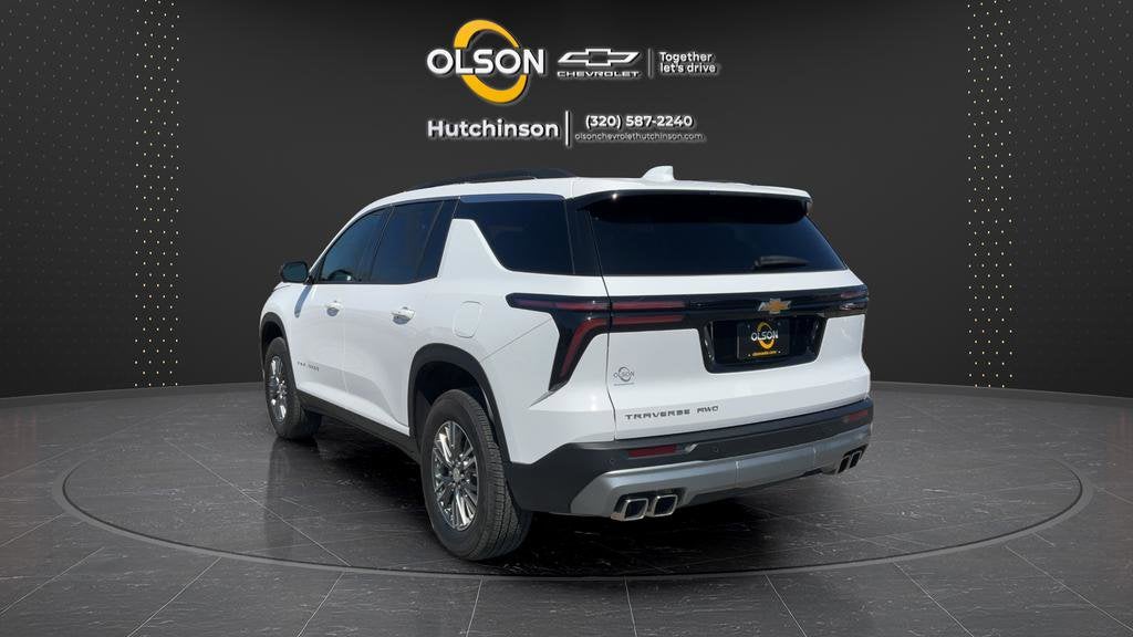 2025 Chevrolet Traverse LT