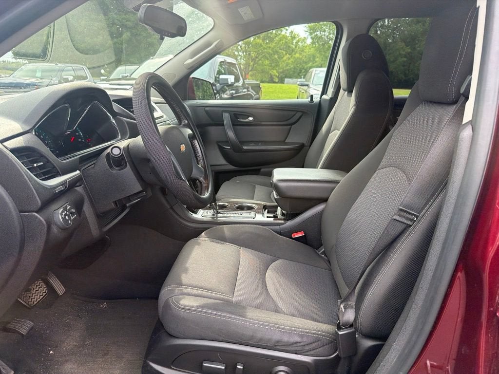 2017 Chevrolet Traverse LT