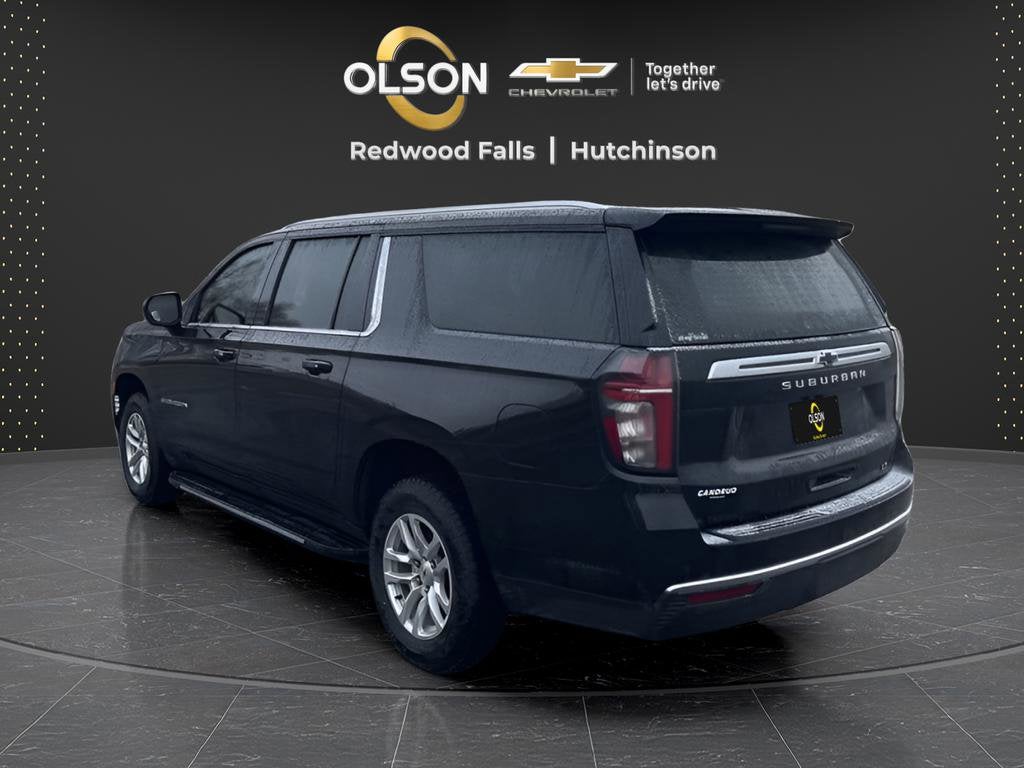 2023 Chevrolet Suburban LT