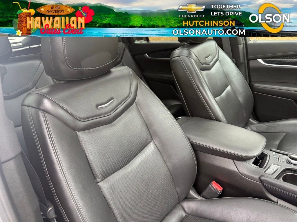 2023 Cadillac XT6 Premium Luxury