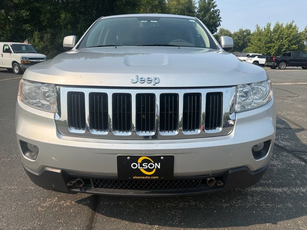 Used 2011 Jeep Grand Cherokee Laredo with VIN 1J4RR4GT0BC504807 for sale in Hutchinson, Minnesota