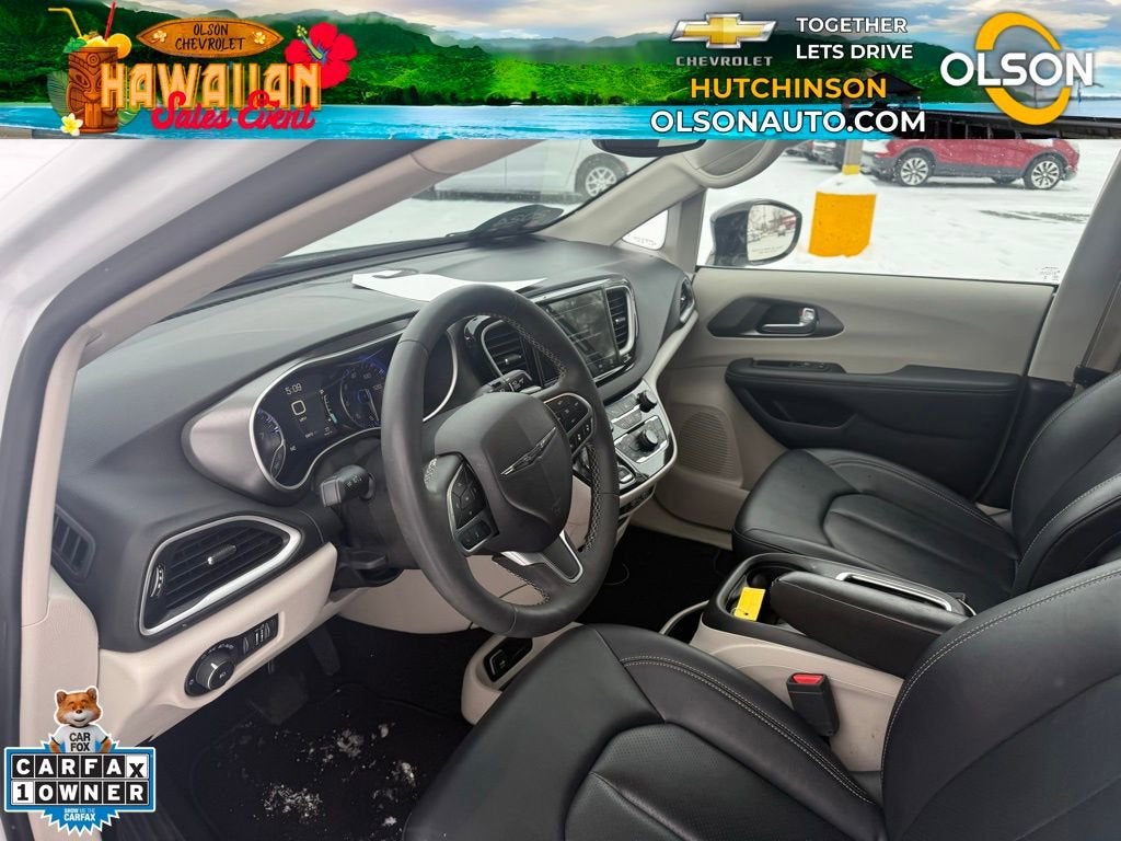 2024 Chrysler Pacifica Touring L