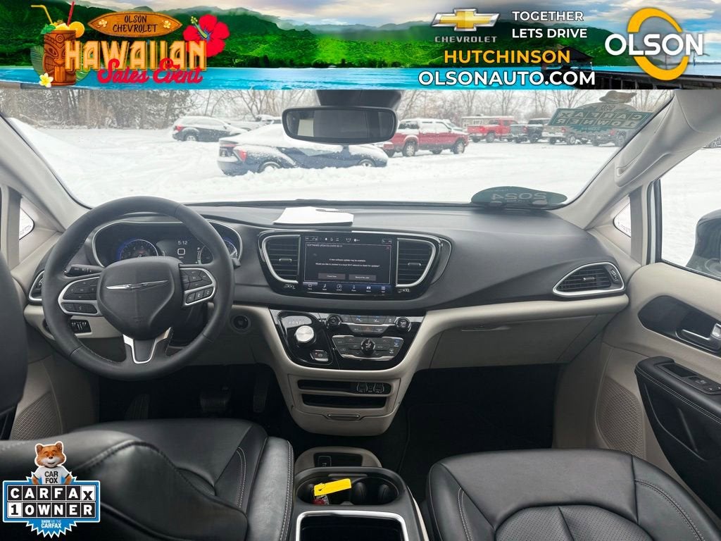 2024 Chrysler Pacifica Touring L