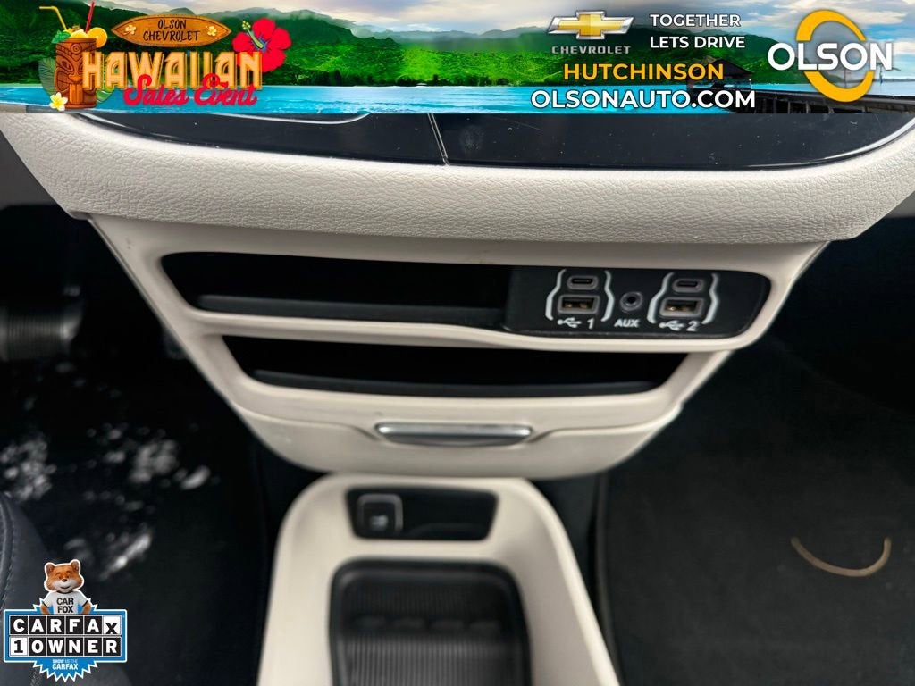 2024 Chrysler Pacifica Touring L