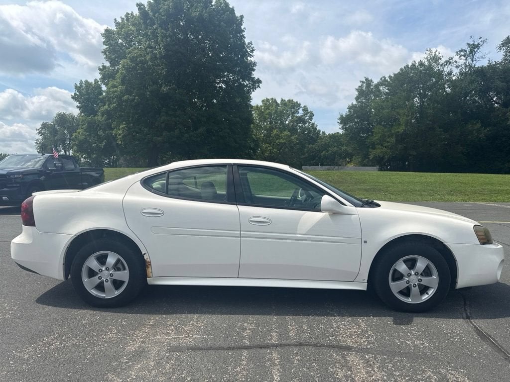 2007 Pontiac Grand Prix 4dr Sdn