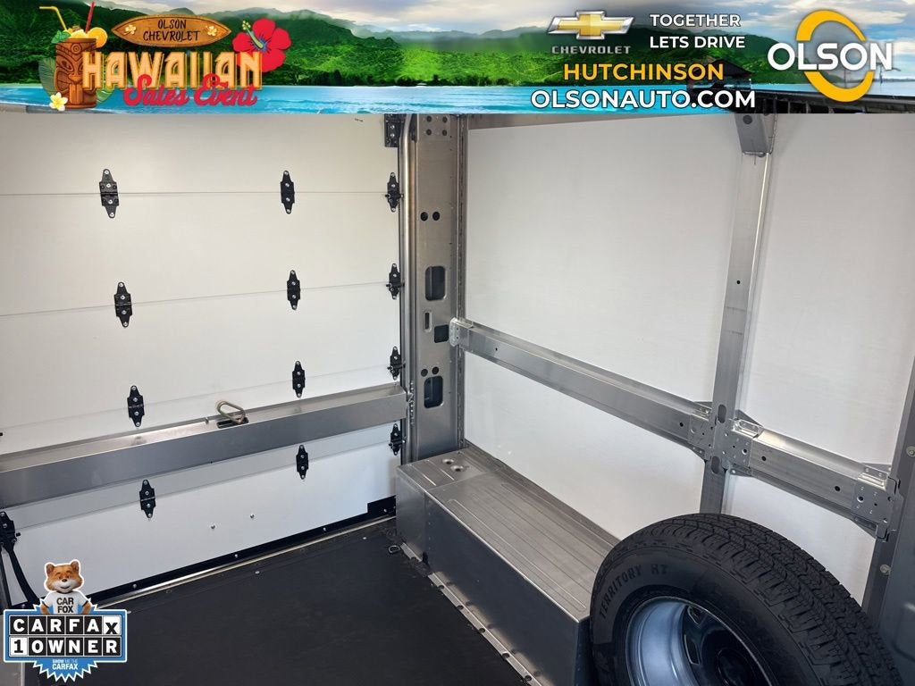 2024 BrightDrop Zevo 400 EJY