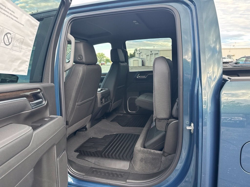 2026 Chevrolet Silverado 3500 HD LT - Photo 32